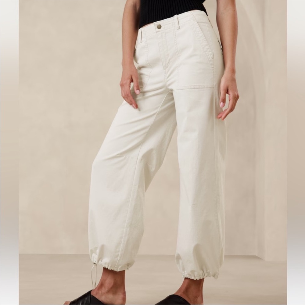 Banana republic parachute chino pants. Size 0